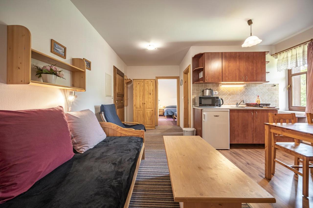 Apartmany Rubinovi Horejsi Vrchlabi Bagian luar foto